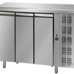 Master Cool Undercounter refrigerator 3 doors